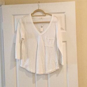 T.la White V-Neck Long Sleeve Top w pocket new w tags SZ S